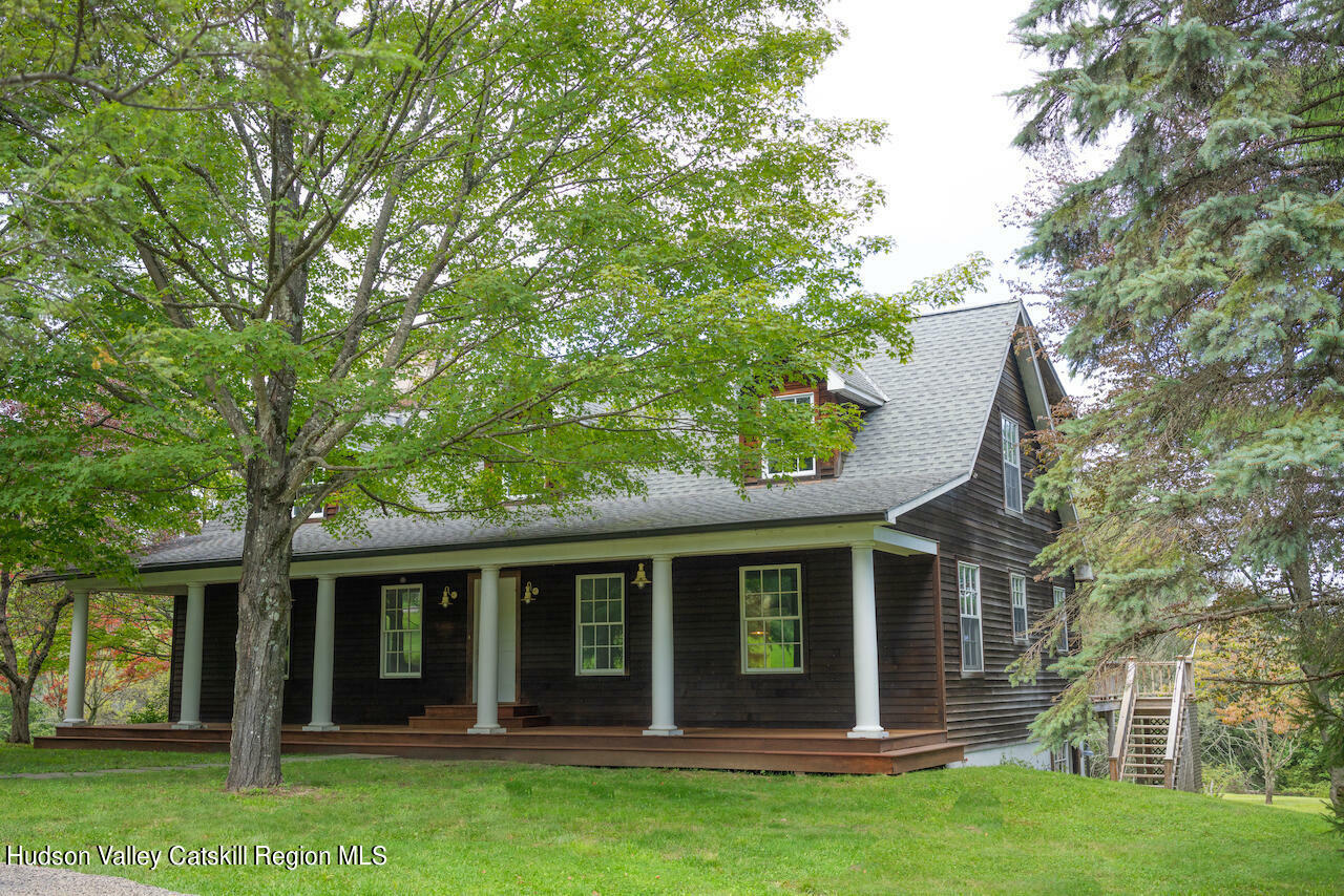 Property Photo:  90 Highland  NY 12484 