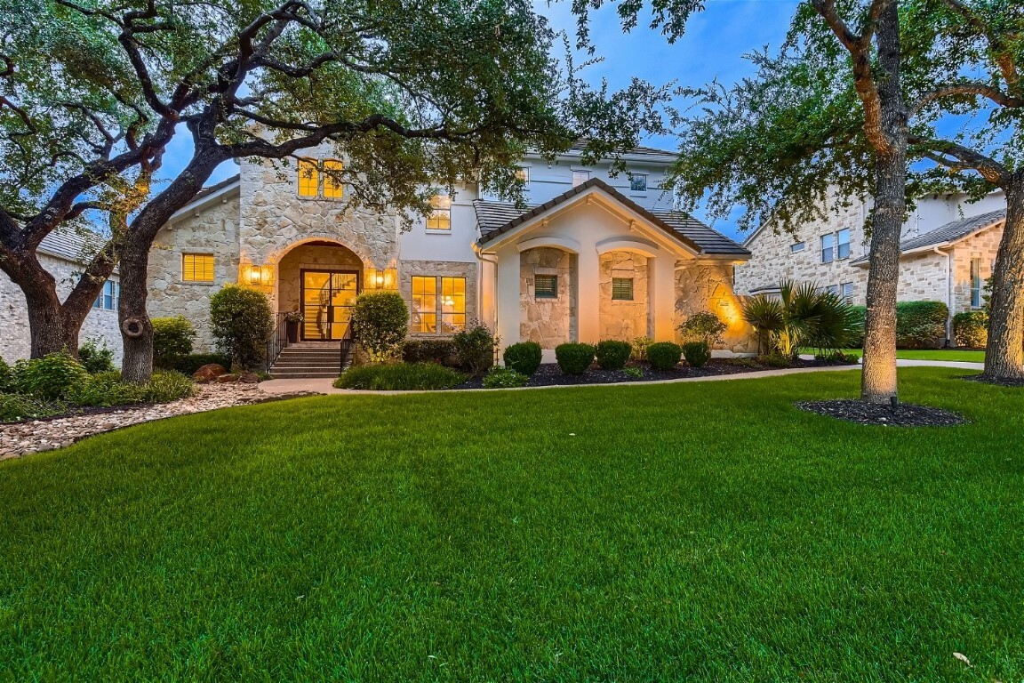 Property Photo:  11708 Eagles Glen Drive  TX 78732 