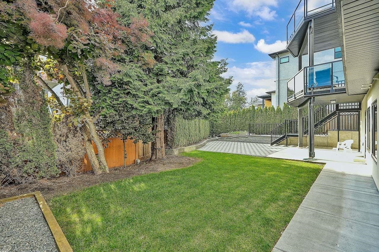 Property Photo:  967 164 Street  BC V4A 4Y4 