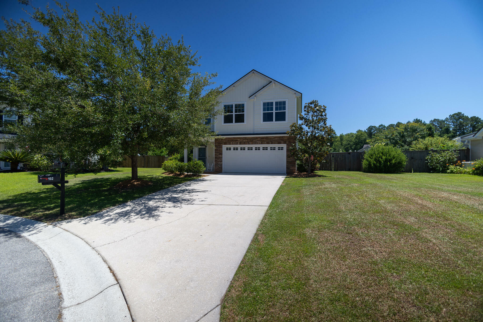 Property Photo:  102 Elena Court  SC 29485 