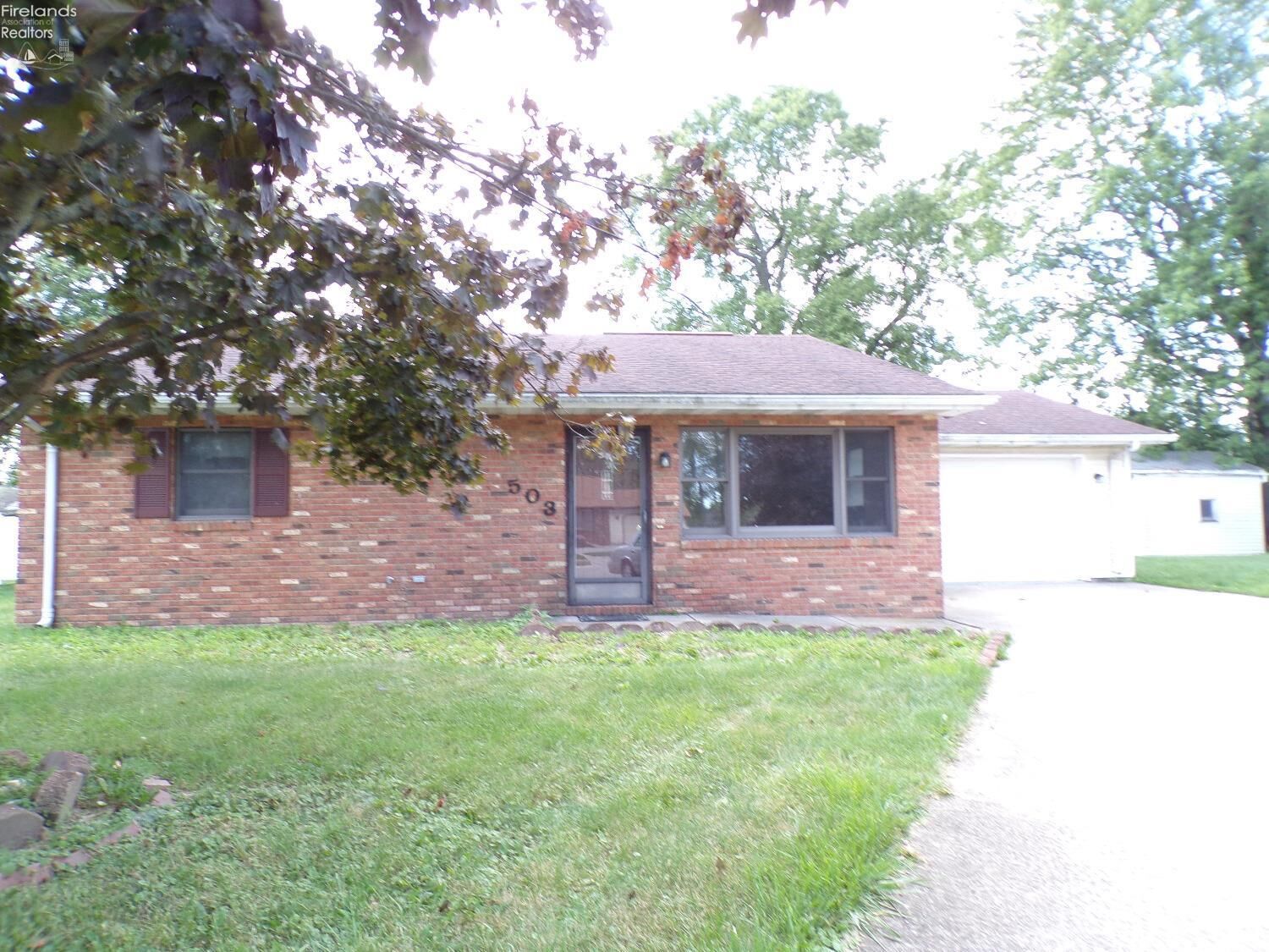 Property Photo:  503 Berry Court  OH 43420 