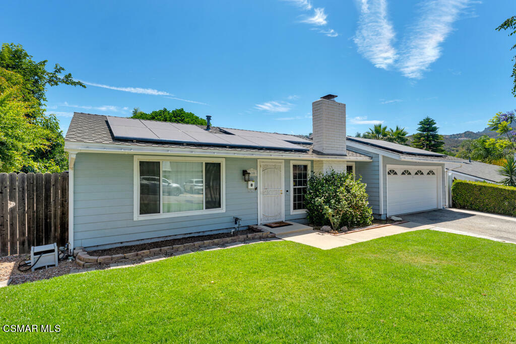 Property Photo:  610 Orangewood Avenue  CA 91320 