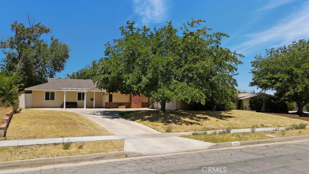 Property Photo:  39041 Ocotillo Drive  CA 93551 