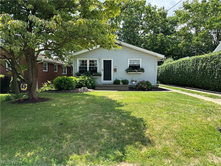 1226 28th Street NE  Canton OH 44714 photo