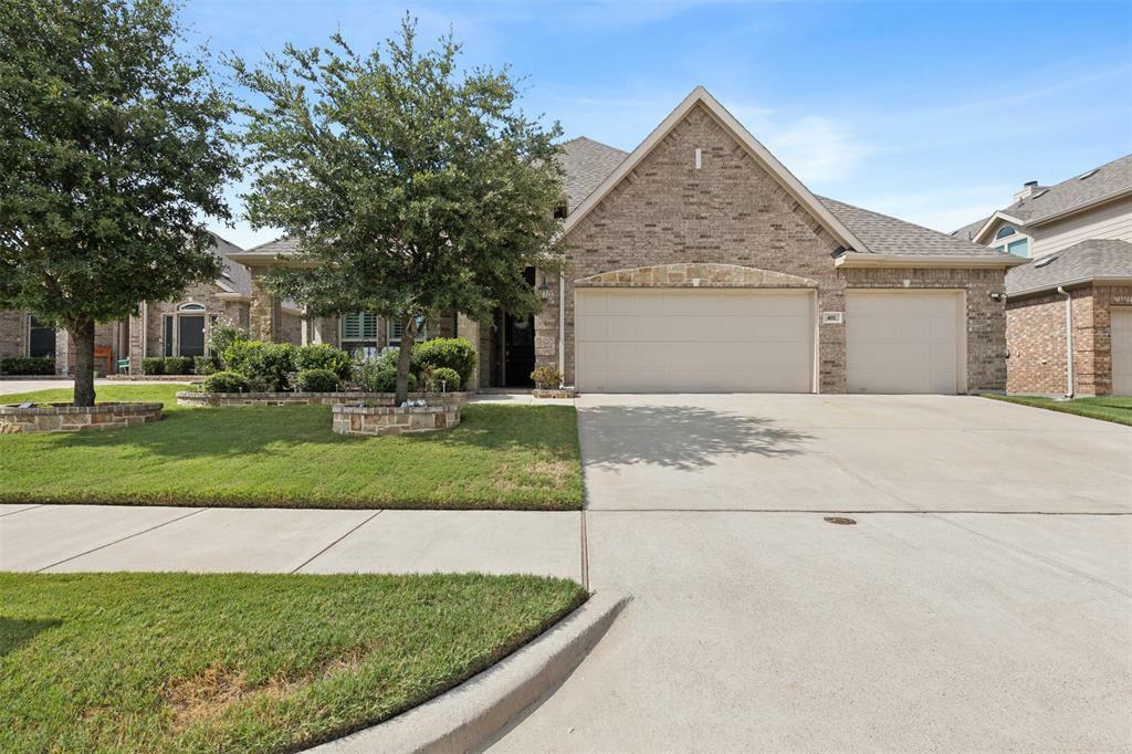 Property Photo:  401 Brook Meadow Drive  TX 76065 