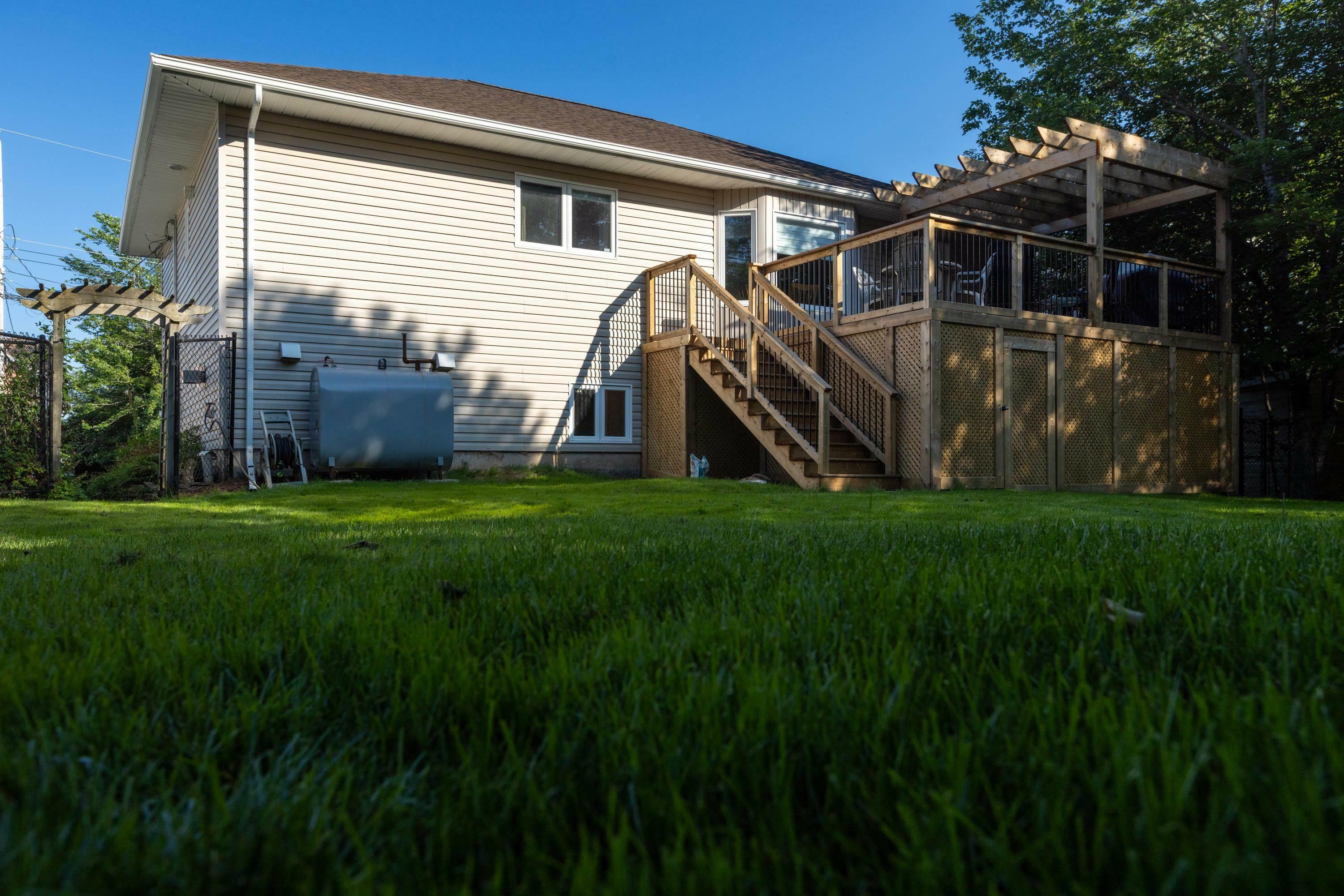 Property Photo:  6 Parkedge Crescent  NS B2V 2V1 