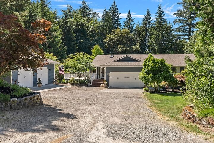 Property Photo: 4051 280th Avenue SE WA 98024