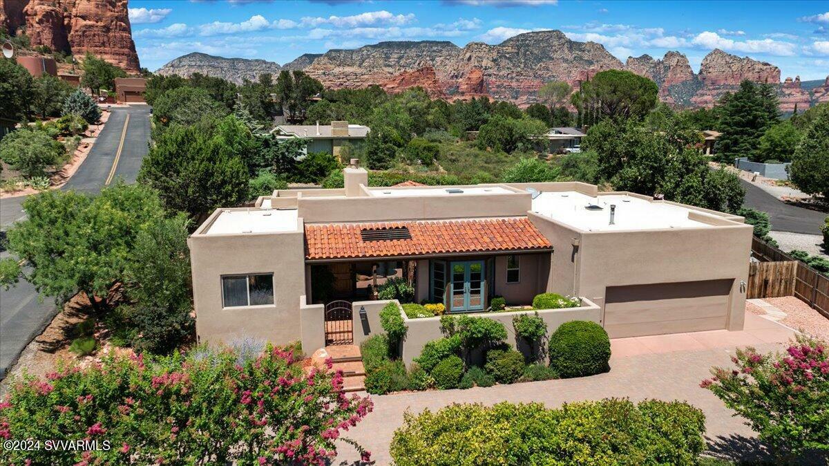 Property Photo:  750 Mountain Shadows Drive  AZ 86336 