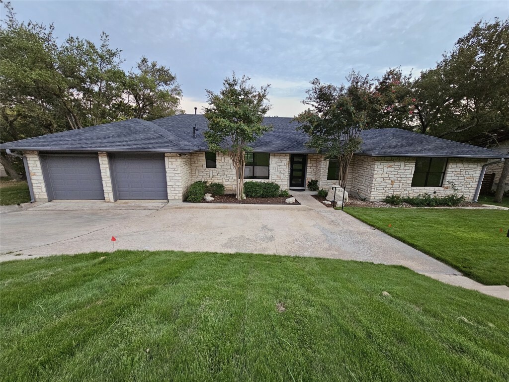 Property Photo:  1732 Ben Crenshaw Way  TX 78746 