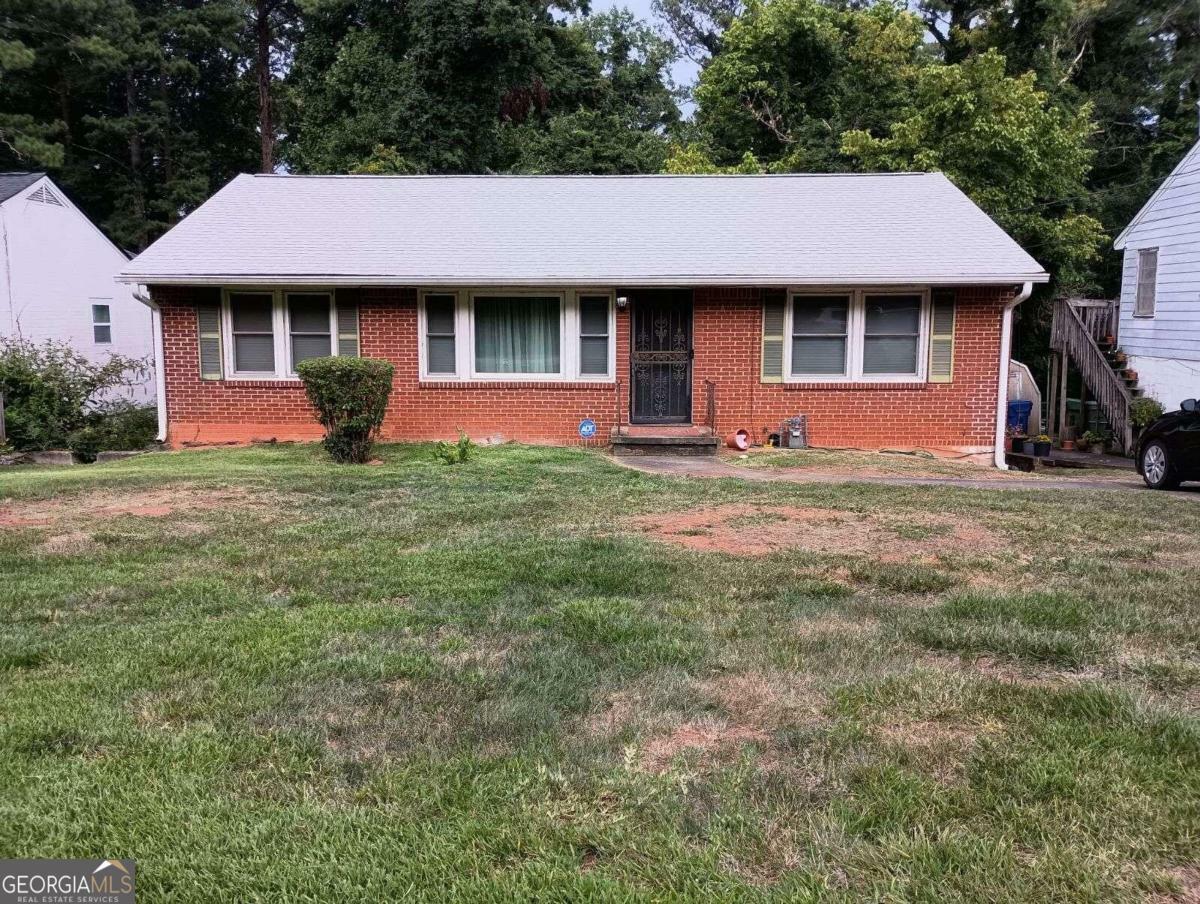 Property Photo:  1282 Westridge Road  GA 30311 