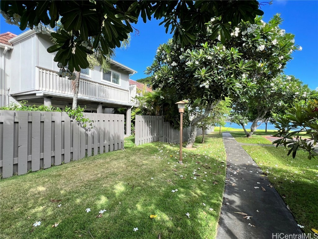 Property Photo:  565 Keolu Drive C  HI 96734 