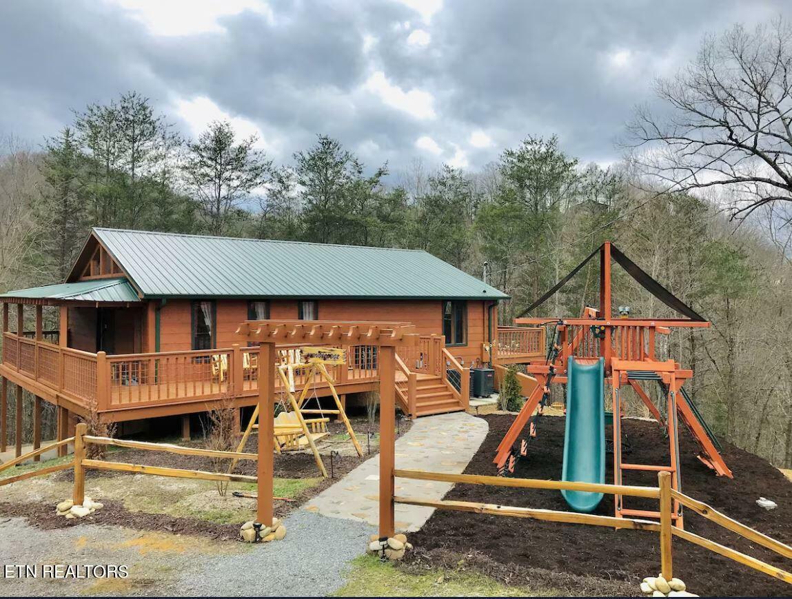 3126 Bear Mountain Lane  Sevierville TN 37876 photo