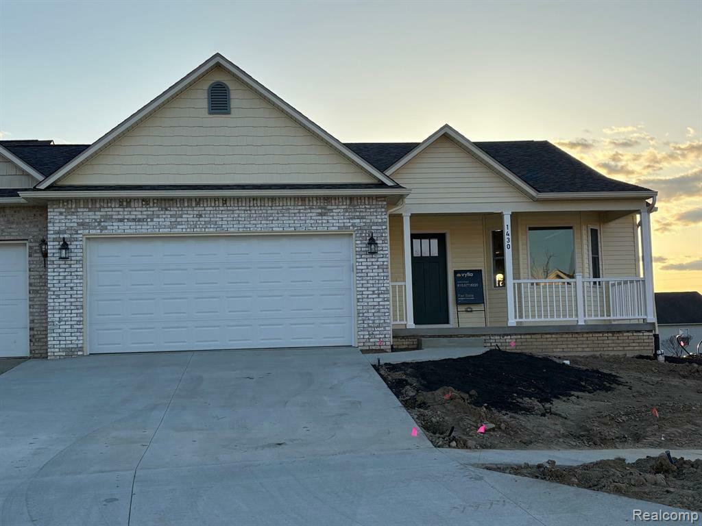 Property Photo: 1430 N Mallard Circle MI 48867