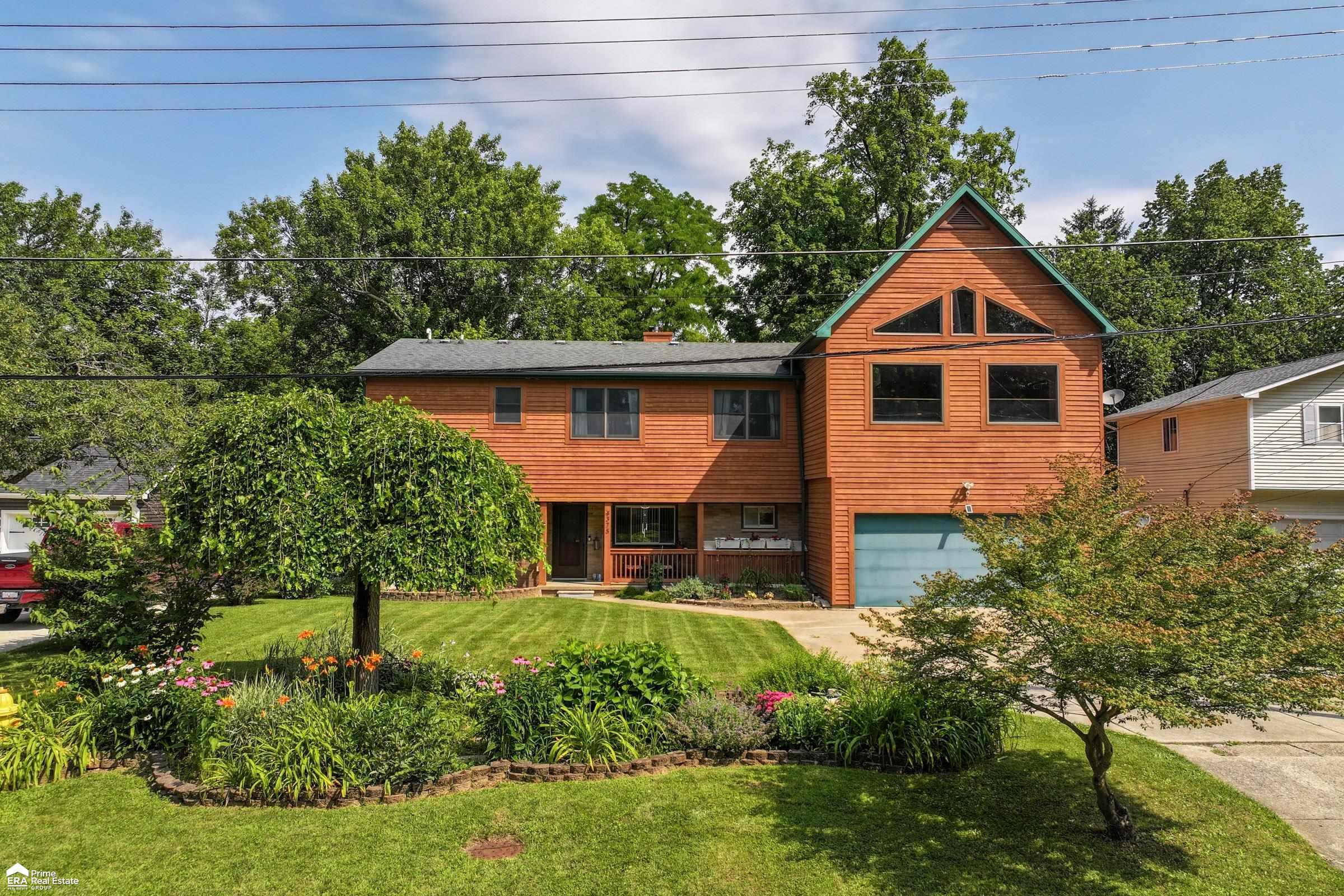 Property Photo:  4375 Tommy Armour Drive  MI 48506 