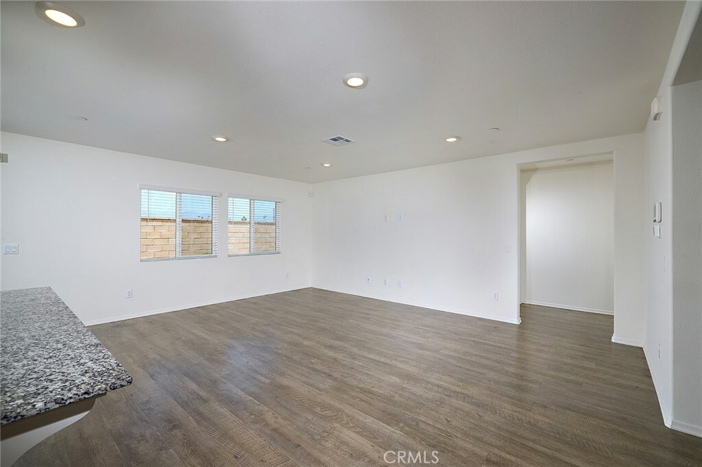 Property Photo: 1211 Convention Way CA 92543