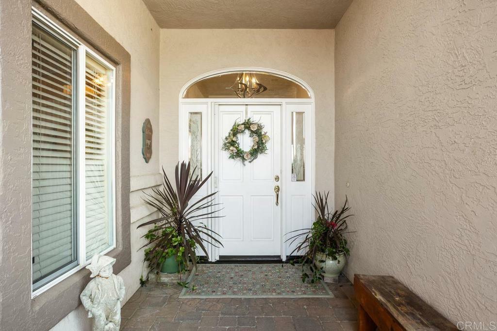 Property Photo:  1023 Ridge Heights Dr  CA 92028 