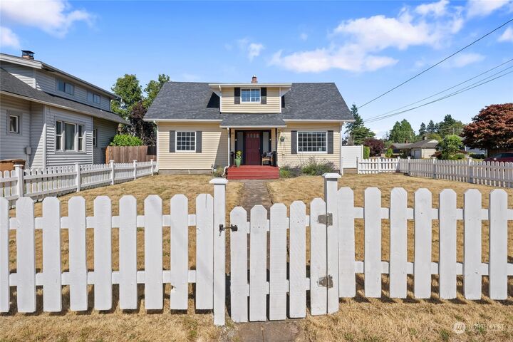 Property Photo:  3323 S K Street  WA 98418 