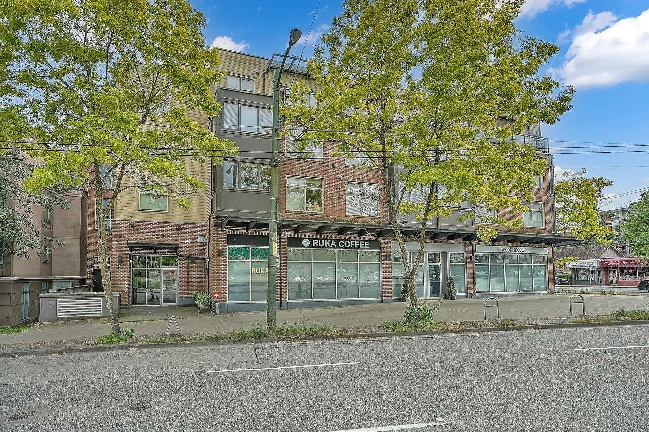 Property Photo:  2408 E Broadway Street 306  BC V5M 4T9 