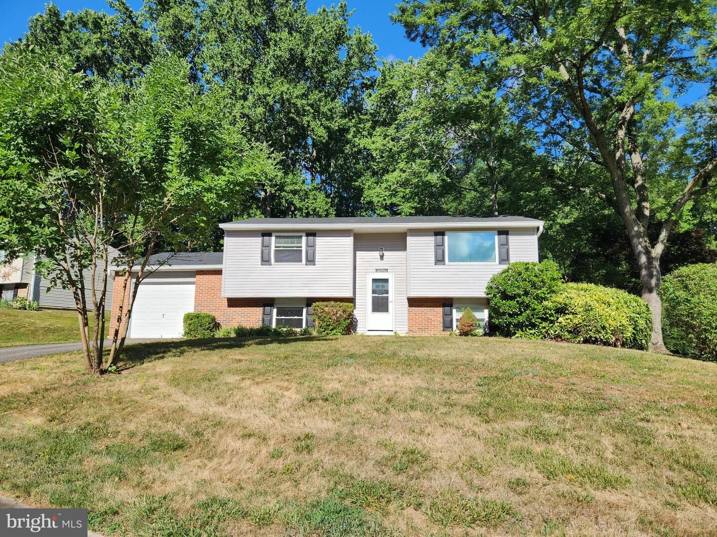 Property Photo:  16000 Indus Drive  VA 22191 