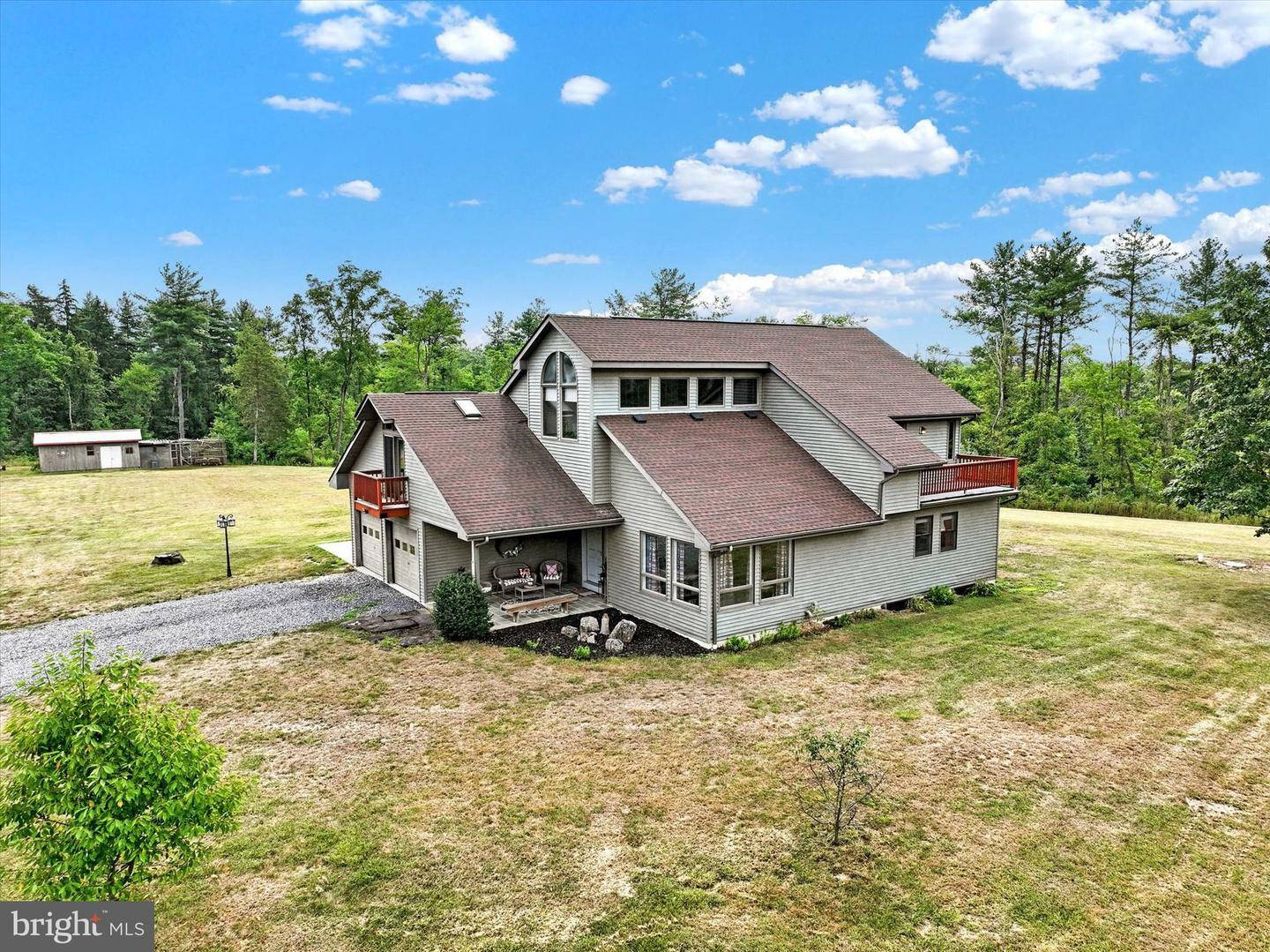 Property Photo:  95 Old Carlisle Road  PA 17307 