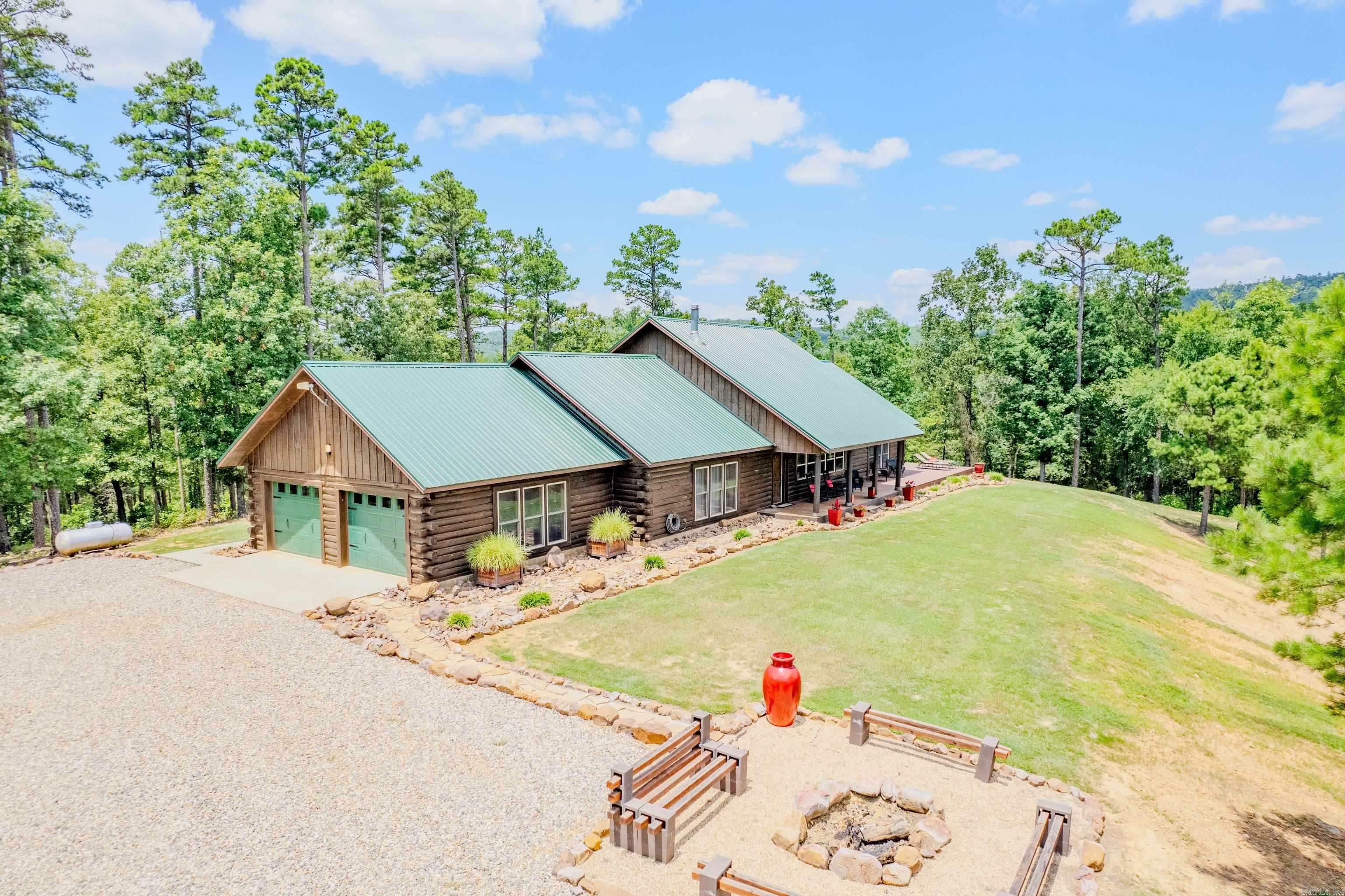 Property Photo:  221 Muddy Creek Cove  AR 71965 