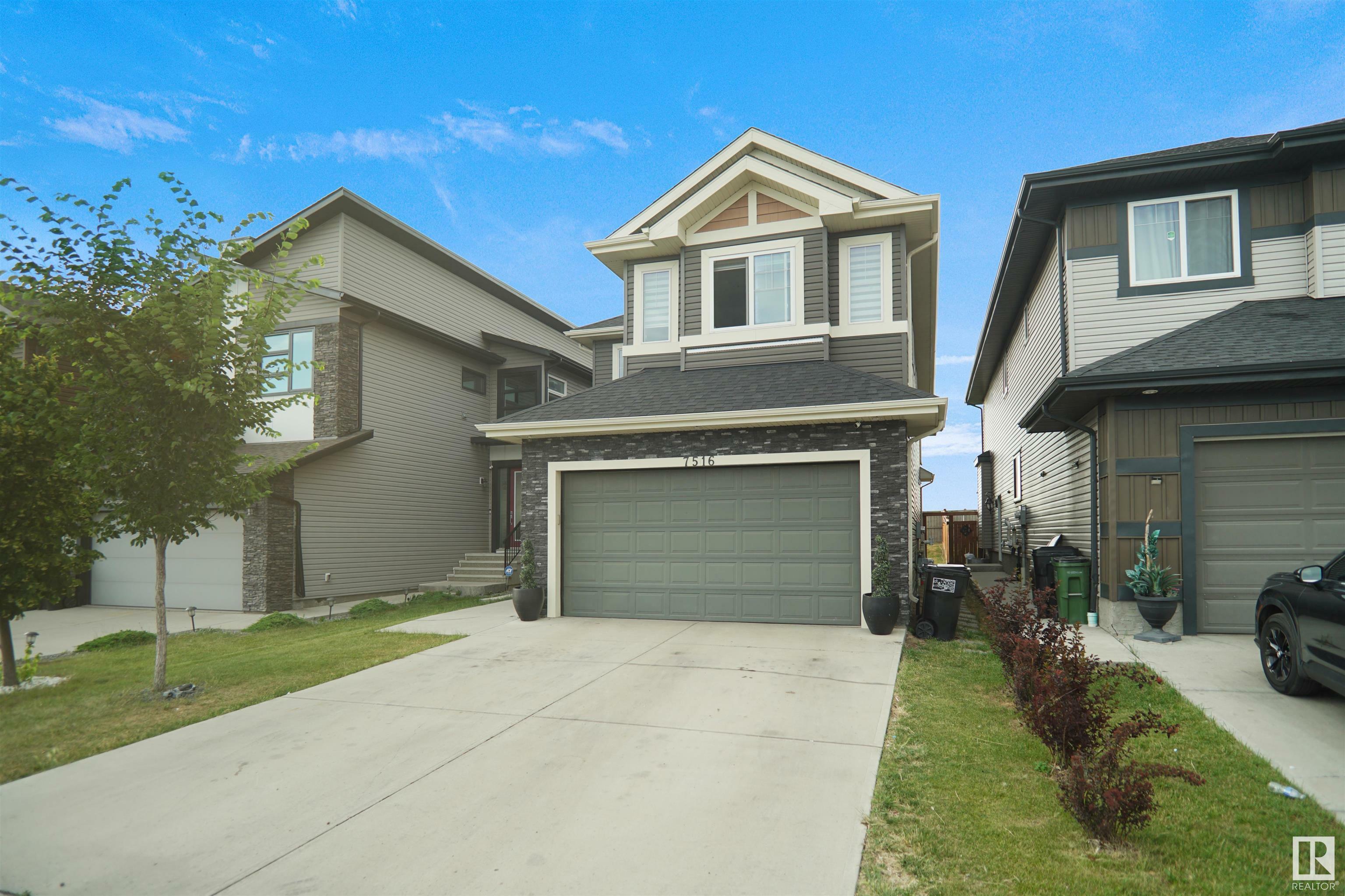 Property Photo:  7516 182 Avenue NW  AB T5Z 0M1 