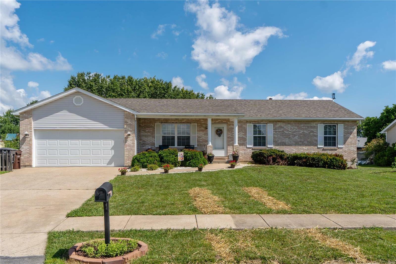 Property Photo:  210 Castlewood Drive  MO 63379 