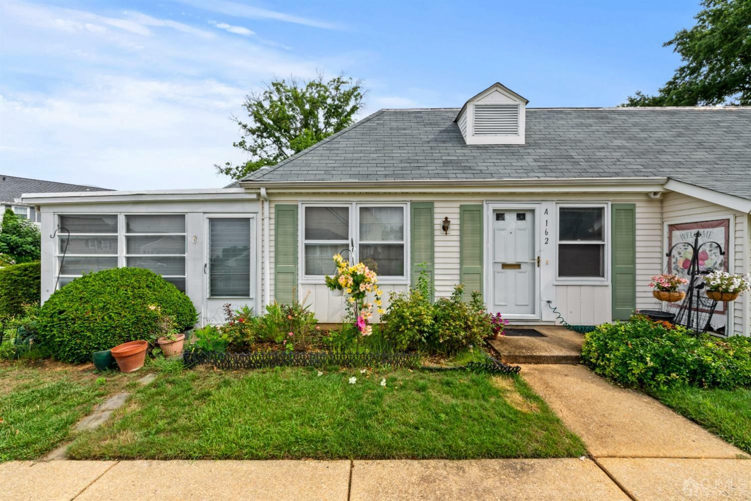 Property Photo:  162 Providence Way A  NJ 08831 