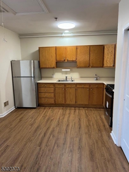 Property Photo:  30 Wanaque Ave 3  NJ 07442 