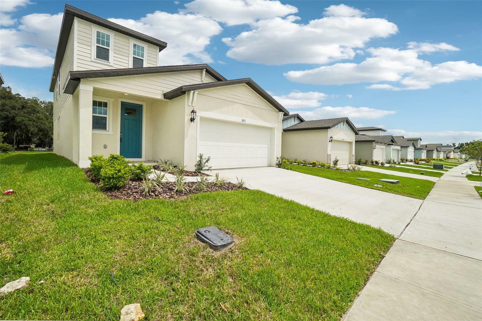 Property Photo: 3812 Radiant Mountain Drive FL 33565