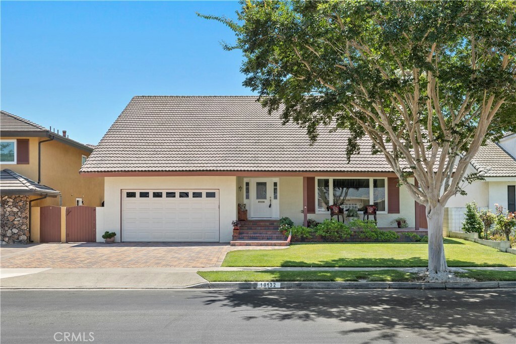 Property Photo:  10132 Crailet Drive  CA 92646 