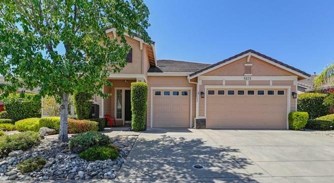 6121 Crater Lake Drive  Roseville CA 95678 photo