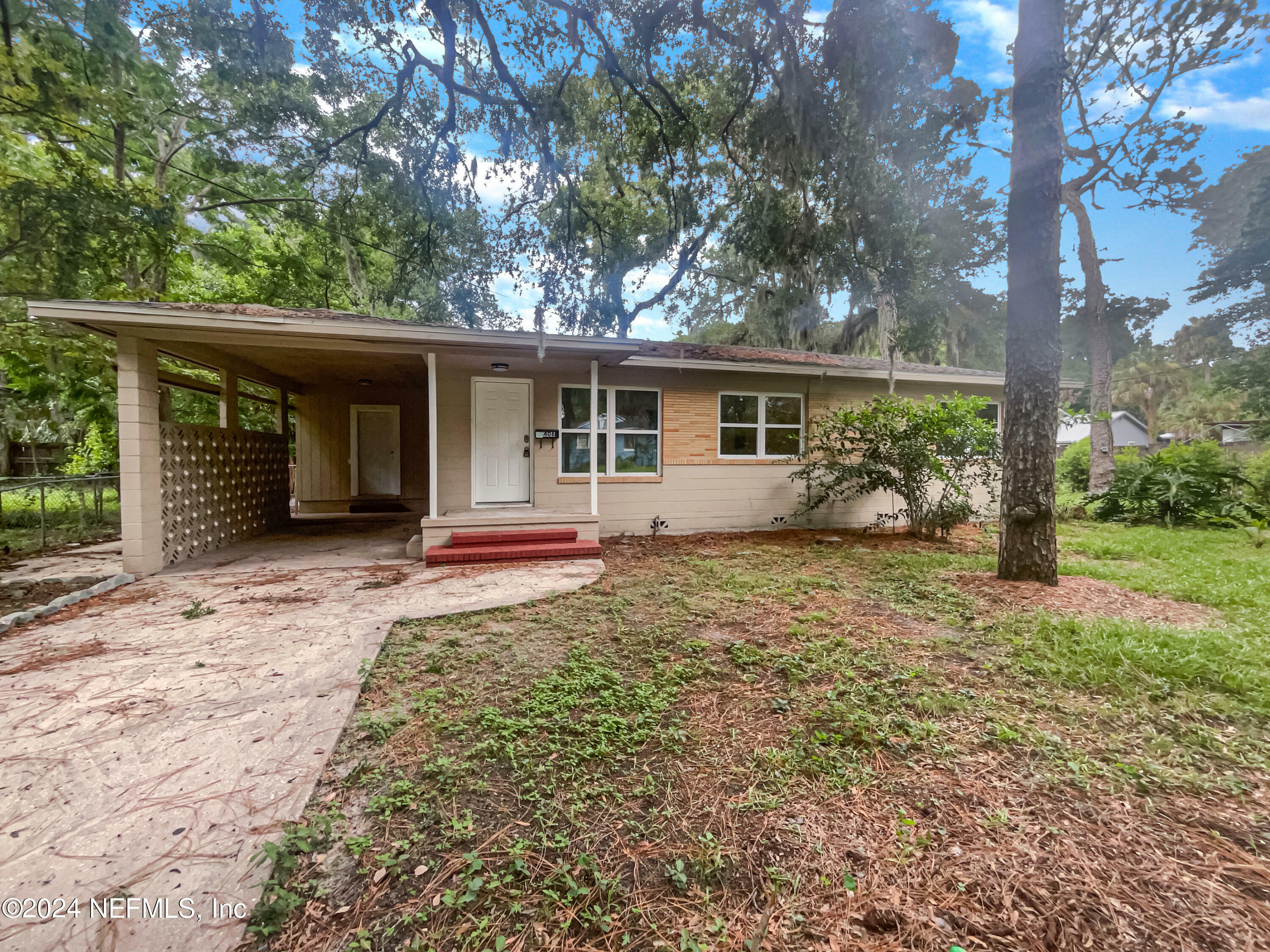Property Photo: 5406 Burdette Road FL 32211