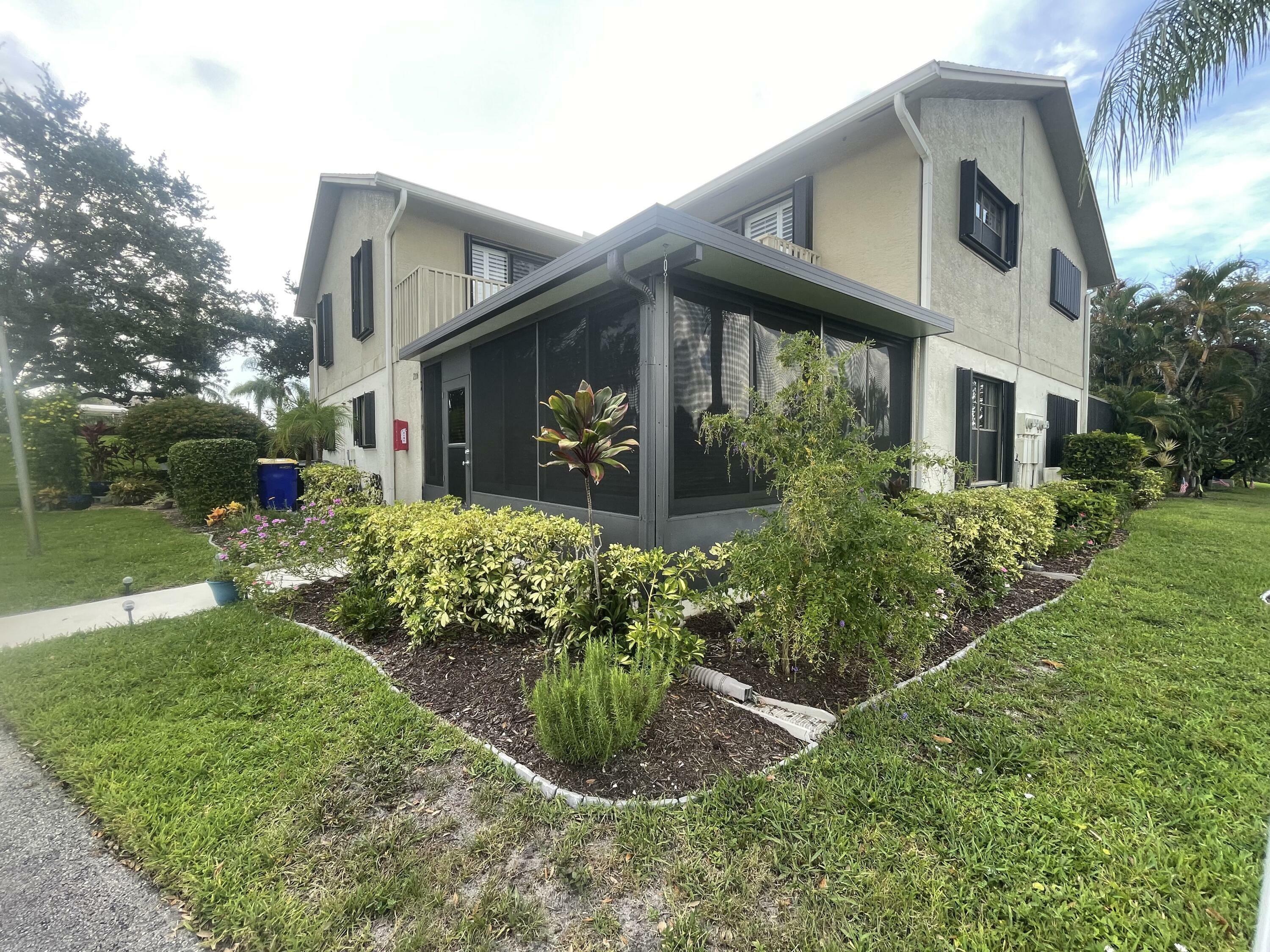 Property Photo:  7336 SE Jamestown Terrace  FL 33455 