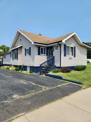 Property Photo:  1023 E Main Street  MI 49022 