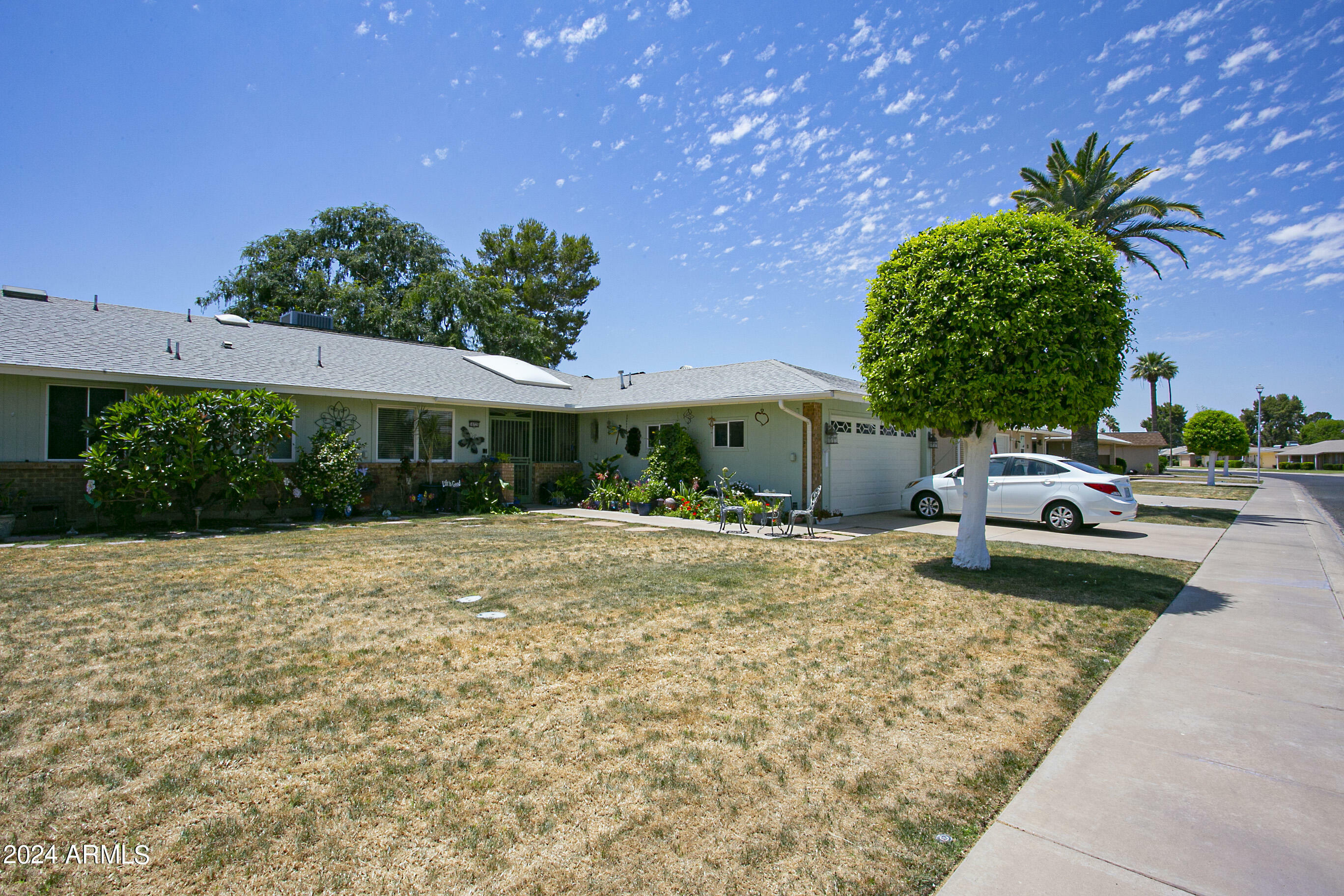 Property Photo:  10725 W Mission Lane  AZ 85351 