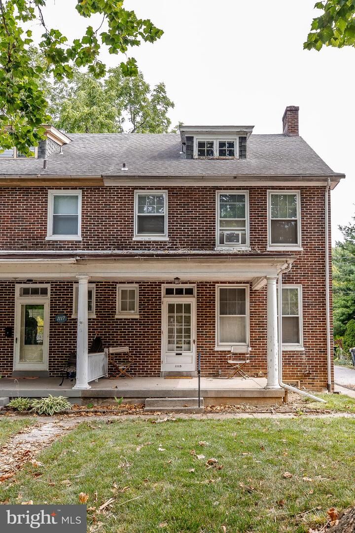 1115 W Clay Street  Lancaster PA 17603 photo