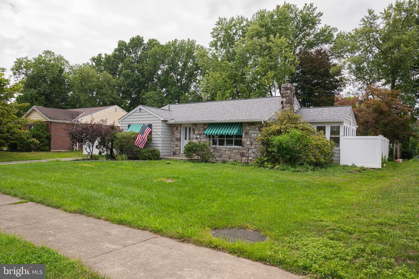 Property Photo:  55 Kenalcon Drive  PA 19460 