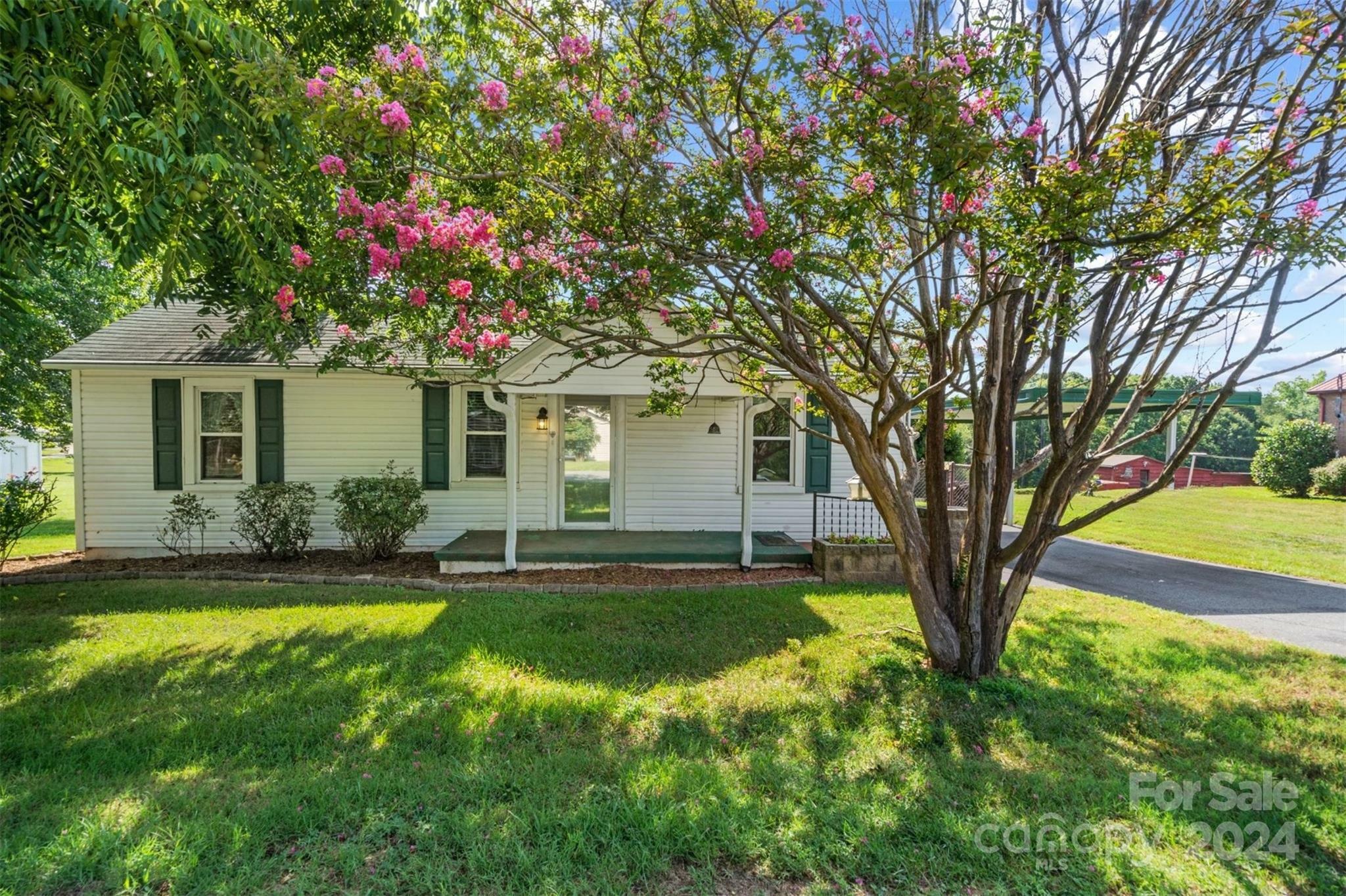 Property Photo:  151 Market Road 59 &Amp 63  NC 28115 