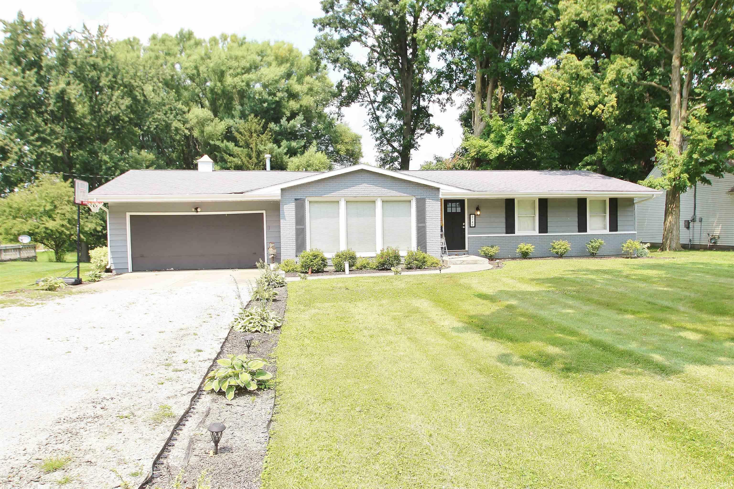 Property Photo:  2140 W Maple Lane  IN 46755 