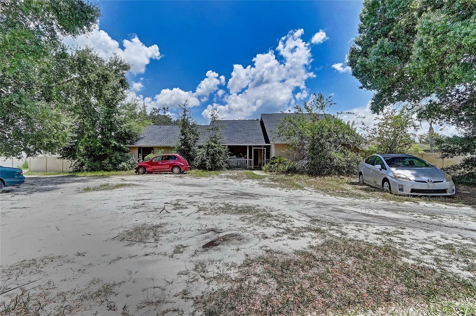 Property Photo:  11624 Delmar Avenue  FL 32836 