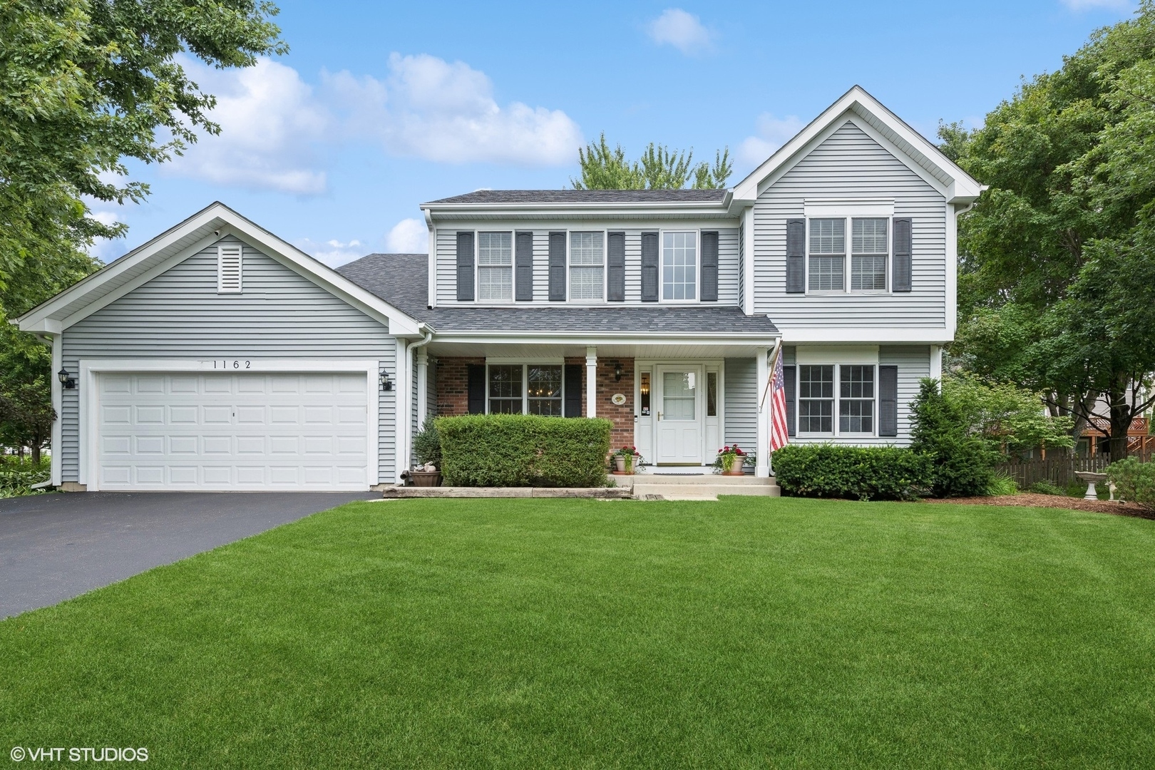 Property Photo:  1162 Donegal Lane  IL 60010 