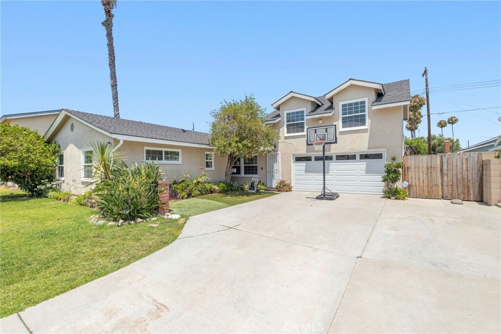 Property Photo:  3803 E Palm Avenue  CA 92869 