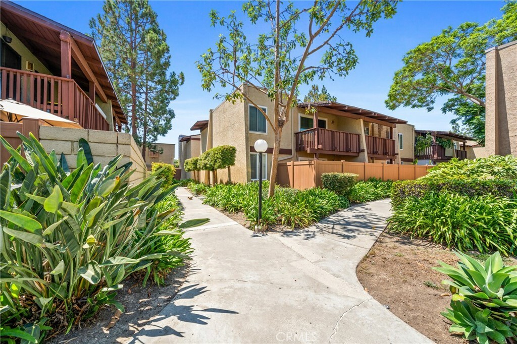 Property Photo:  1010 W Macarthur Boulevard 54  CA 92707 