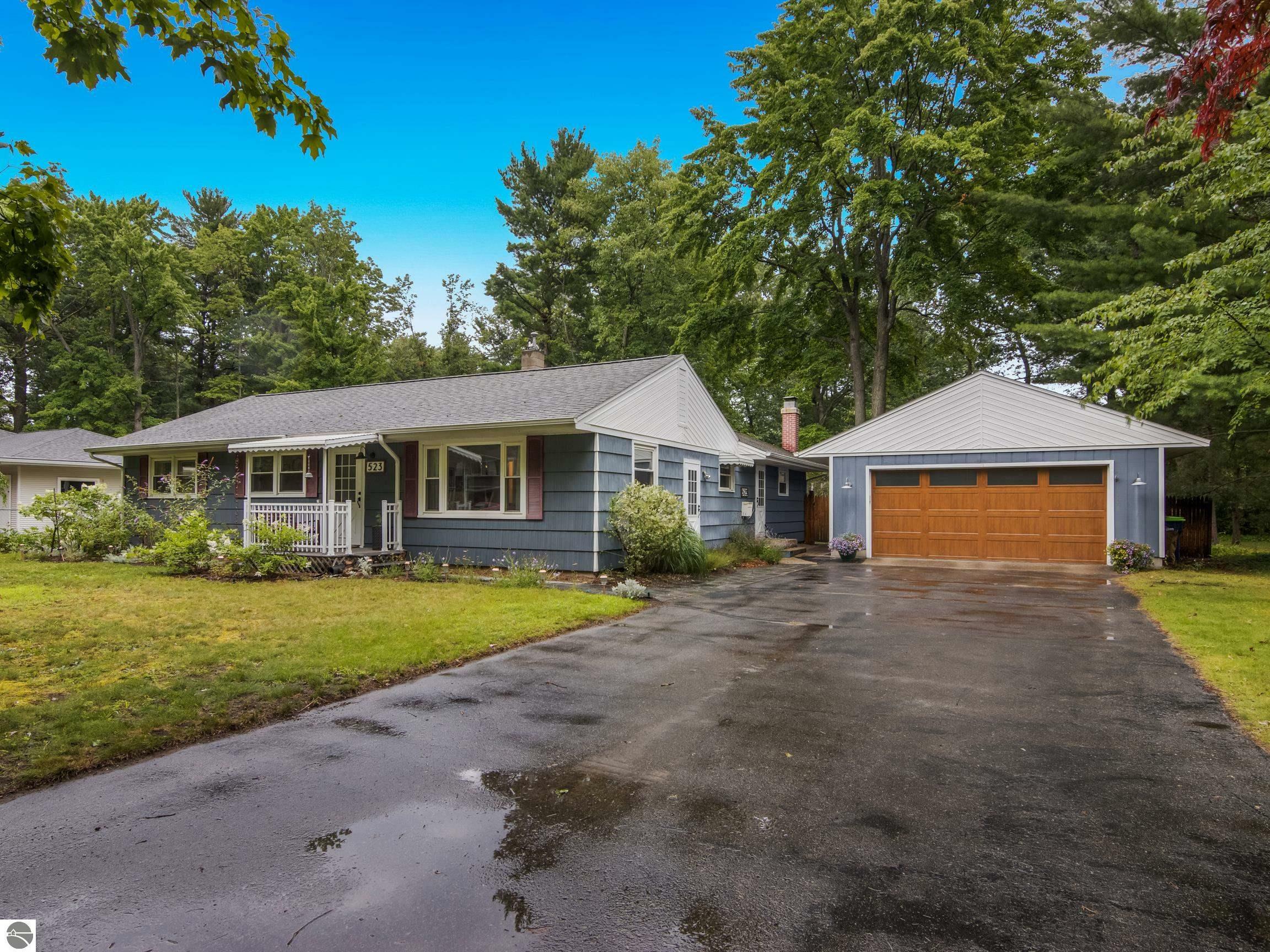 Property Photo:  523 Woodland Drive  MI 49686 