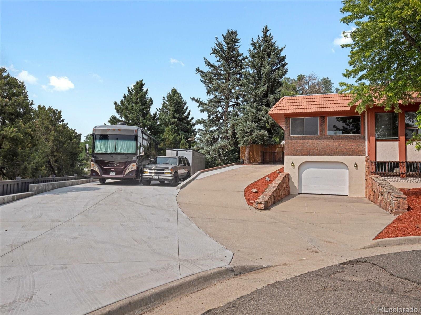 Property Photo:  8233 W 62nd Place  CO 80004 