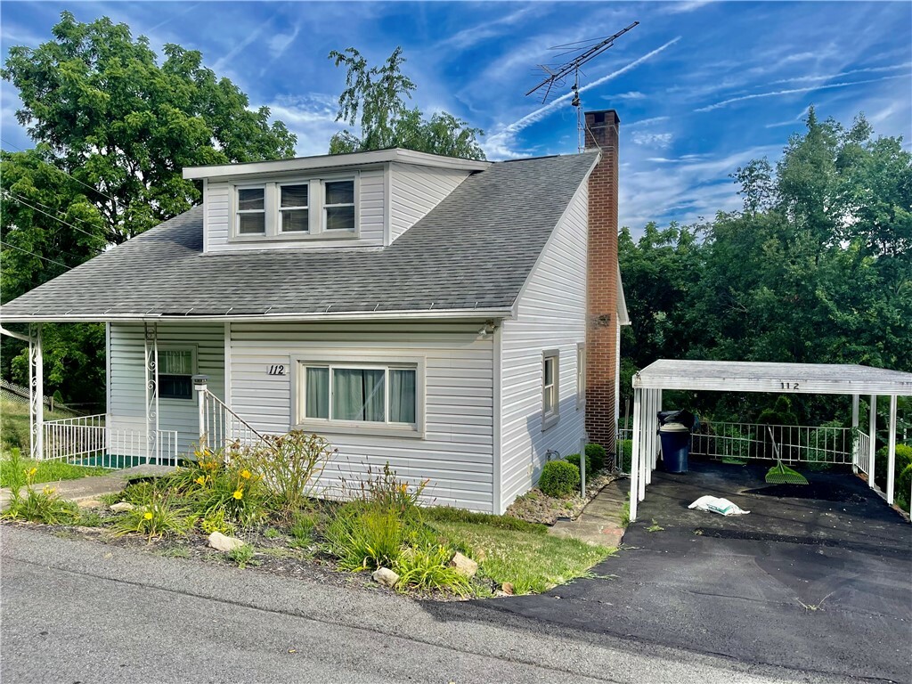 Property Photo:  112 Gertrude St  PA 15644 