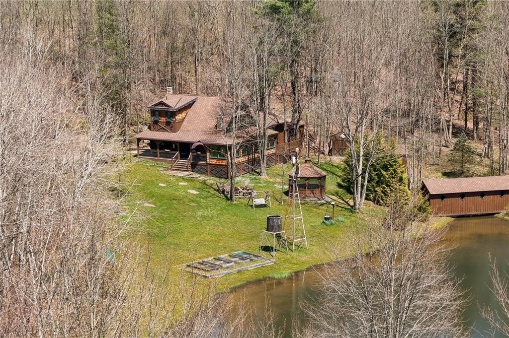 Property Photo:  142 Chapel Hill Road  NY 13743 