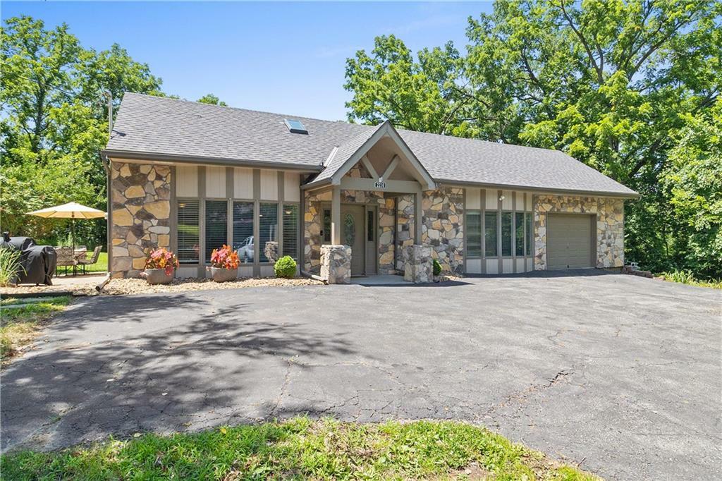 Property Photo: 2210 N 51st Street KS 66104