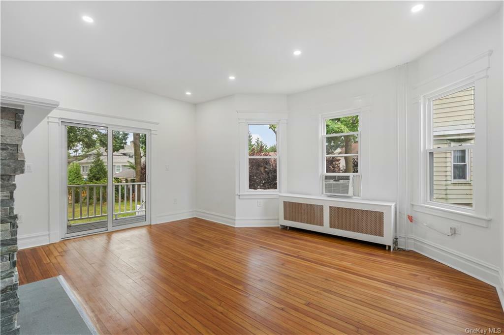 Property Photo:  63 5th Avenue  NY 10801 